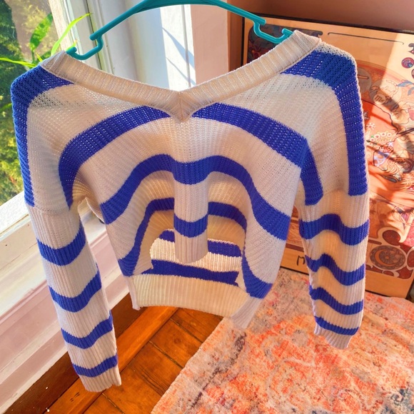 Periwinkle Blue Cozy Off The Shoulder V Neck Woven Knit Striped White Sweater - Picture 3 of 11